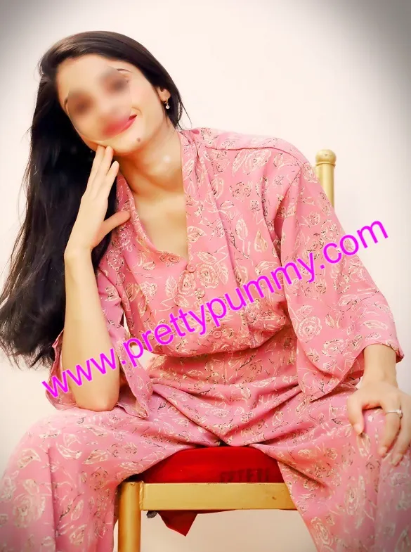 cheap escort in indore with safe hotels and cab